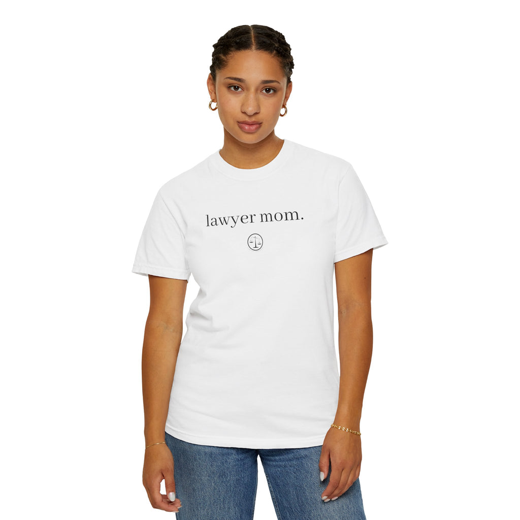 Lawyer Mom T-Shirt — Minimal Legal Mom Tee