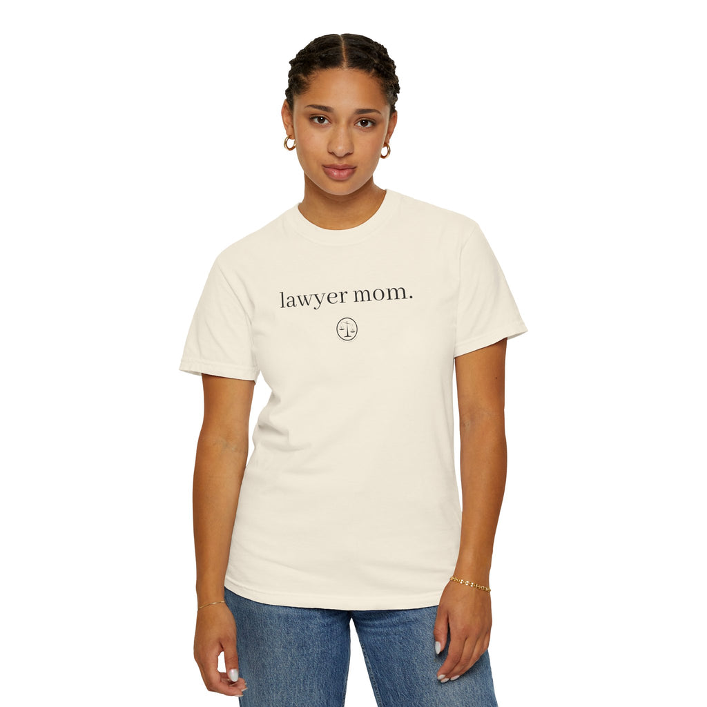 Lawyer Mom T-Shirt — Minimal Legal Mom Tee